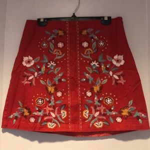 ✨everything 2/$15✨ Rust colored embroidered skirt